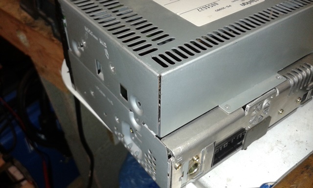 vis clarion suzuki demontage